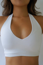 Load image into Gallery viewer, SUPER BLOOM halter neck backless sports bra- White Lily
