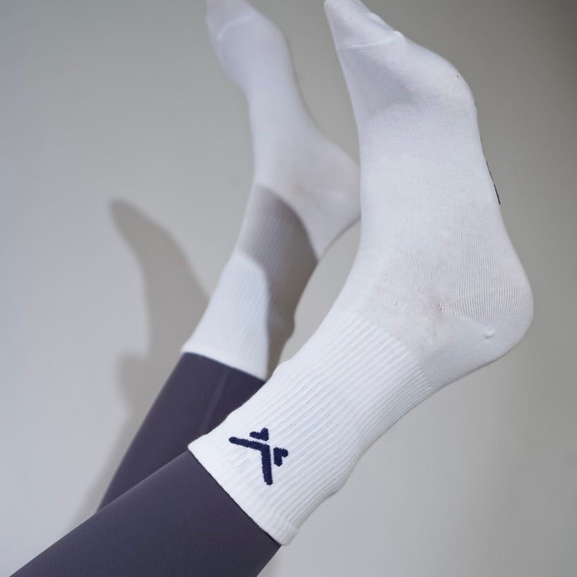 NAVY BLUE Logo Mid-length socks